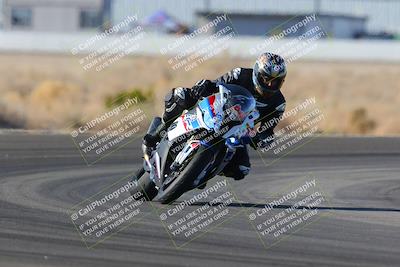 media/Dec-18-2022-SoCal Trackdays (Sun) [[8099a50955]]/Turn 4 (1pm)/